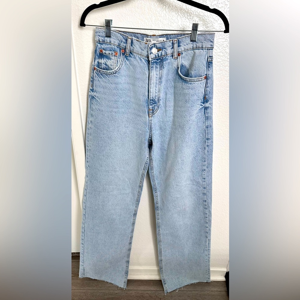 Zara Wide Leg jeans